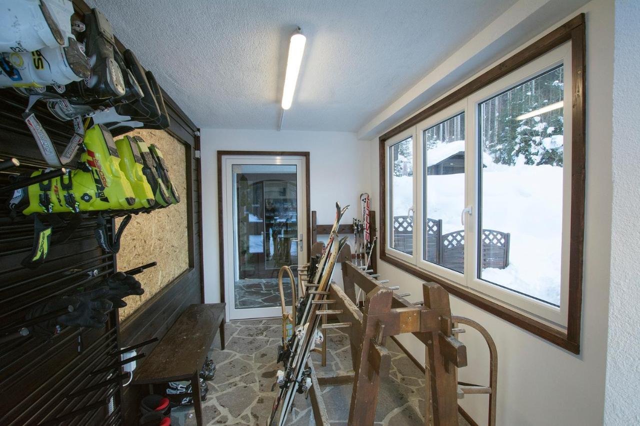 Gasthof Pension Kohlplatzl Hopfgarten in Defereggen Exteriör bild